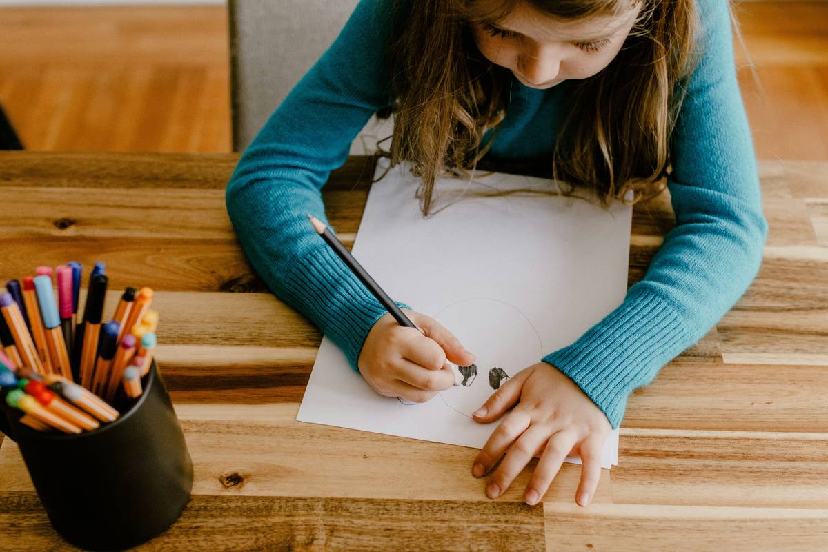 How to Do Sketch Art: A No-BS Guide for Beginners (From Someone Who Ruined 47 Pencils)